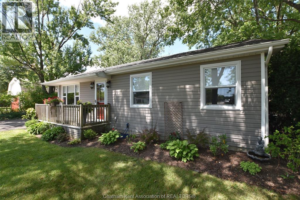8585 James STREET - 3