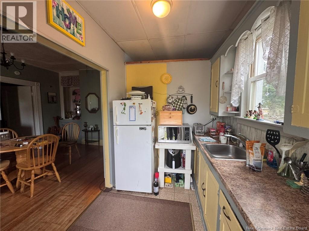 105 Victoria Street - 12