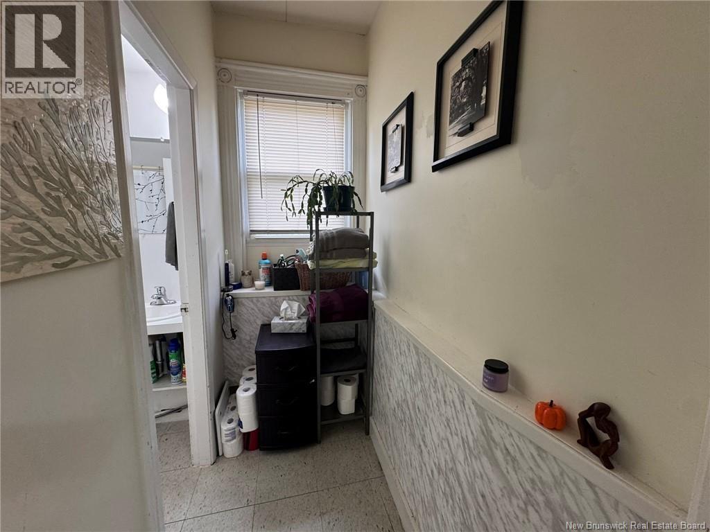 105 Victoria Street - 23