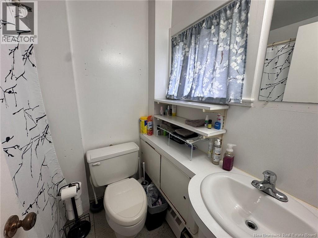 105 Victoria Street - 22