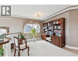 85 Mt Douglas Circle SE - photo 17