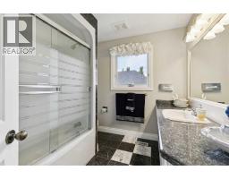 85 Mt Douglas Circle SE - photo 33