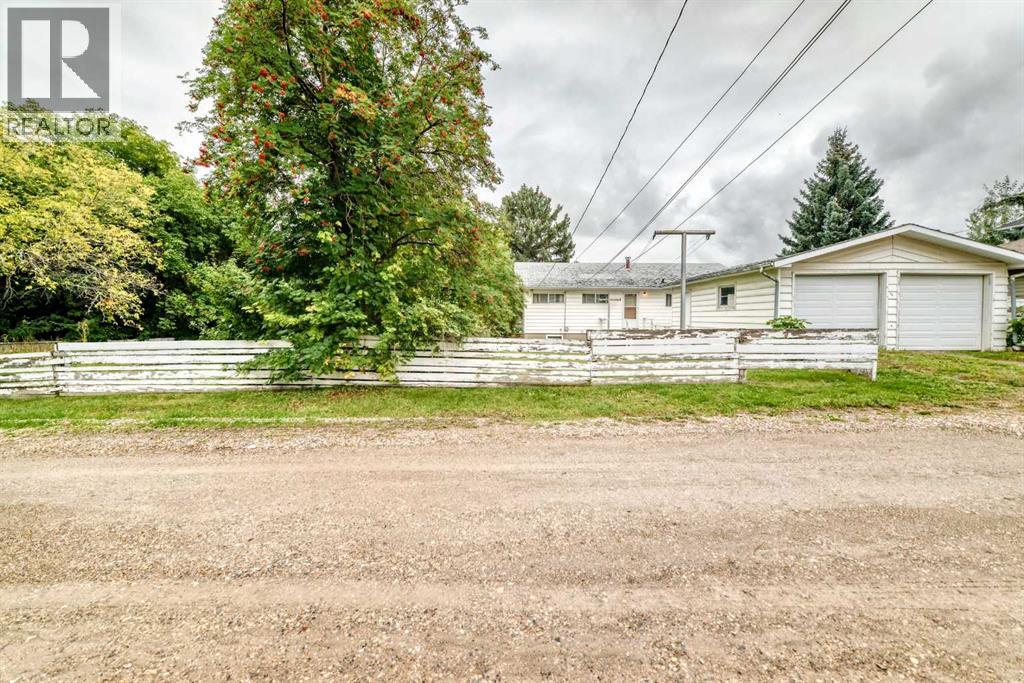 14 Carnarvon Way NW - photo 38