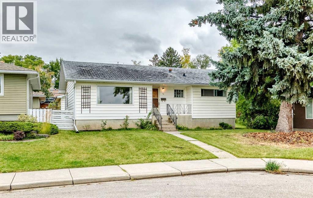 14 Carnarvon Way NW - photo 39