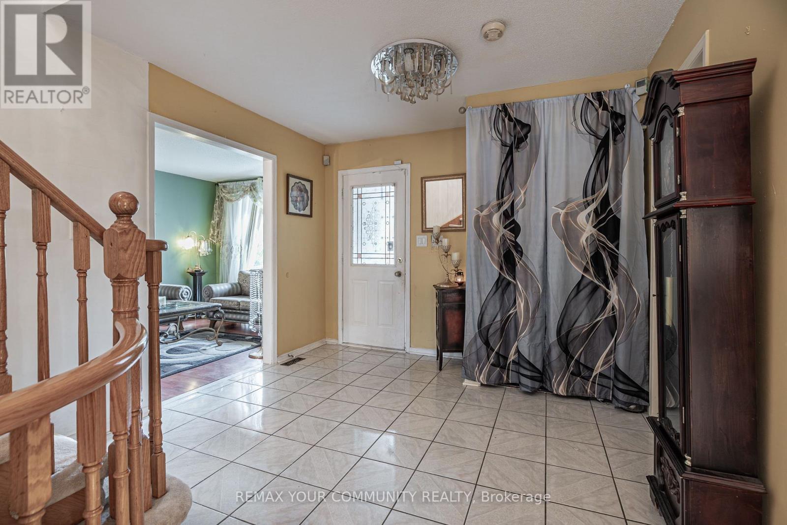1801 FORESTVIEW DRIVE - 12