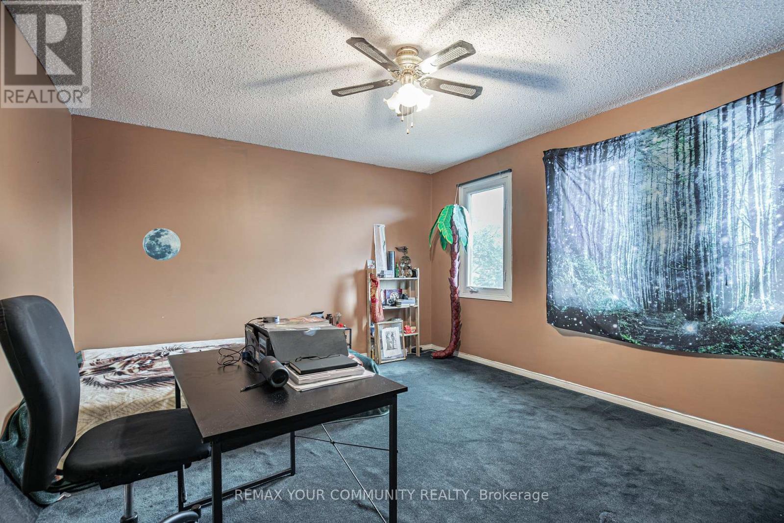 1801 FORESTVIEW DRIVE - 21
