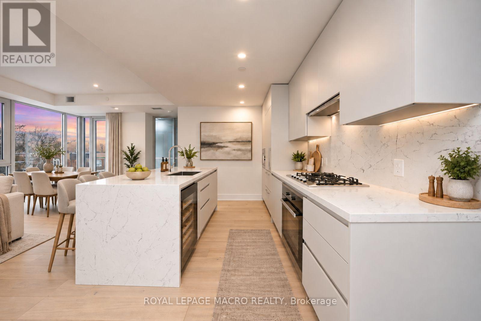 #403 346 DAVENPORT ROAD - 8