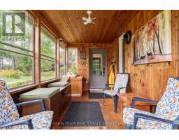 Living room - 3400 Baldwick Lane, Springwater, ON L0M1T2 Photo 9