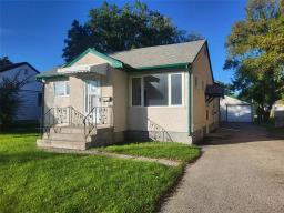 211 Sutherland Avenue, Selkirk, MB R1A0M2 Photo 21