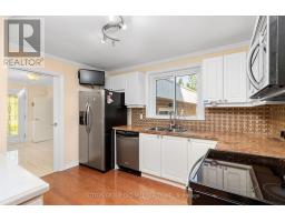 2 Leita Court, Toronto, ON M9A4W2 Photo 10