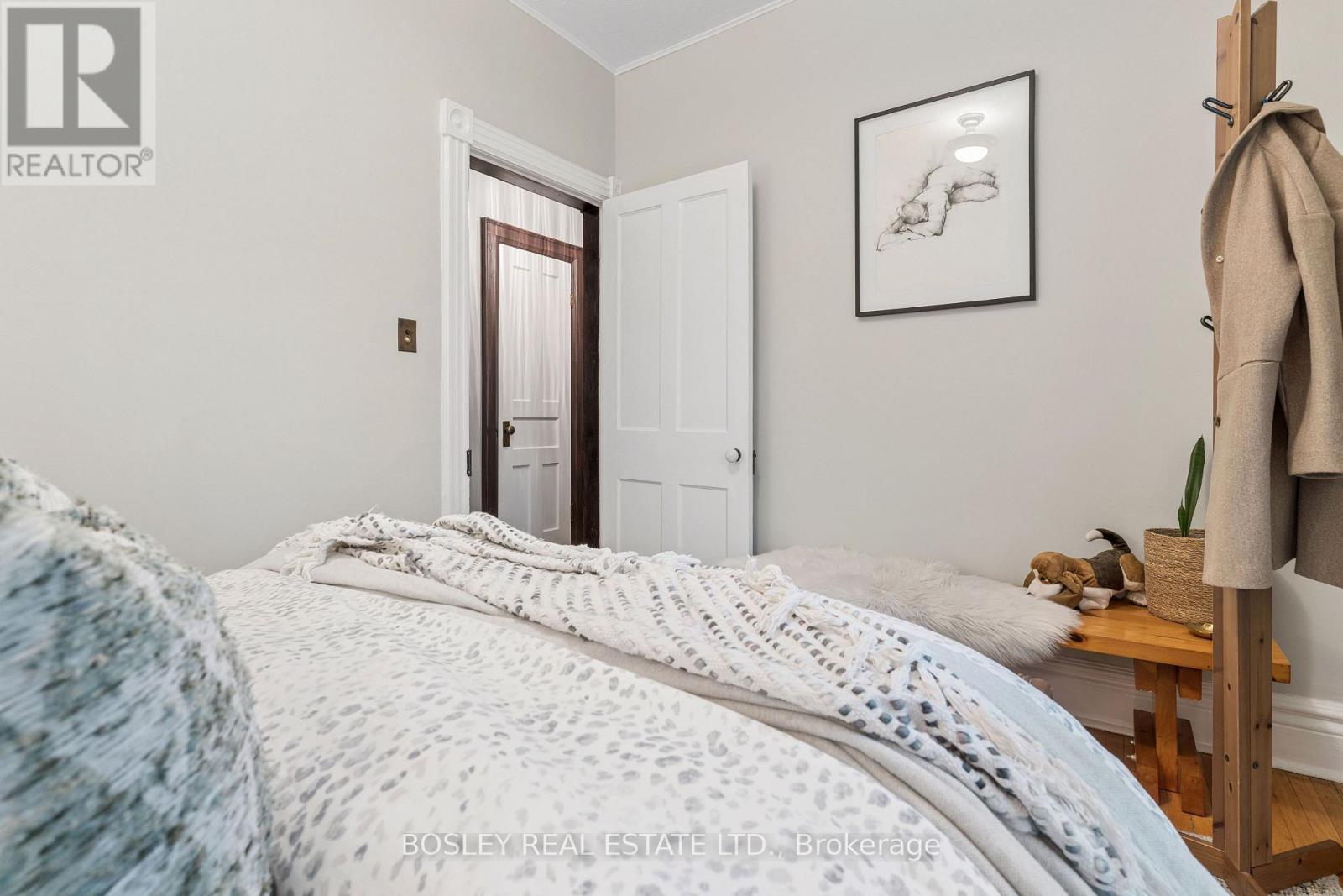 62 PEARSON AVENUE - 23