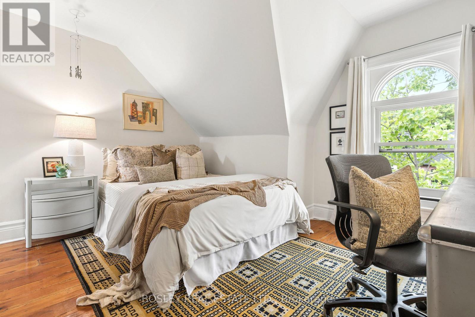 62 PEARSON AVENUE - 30