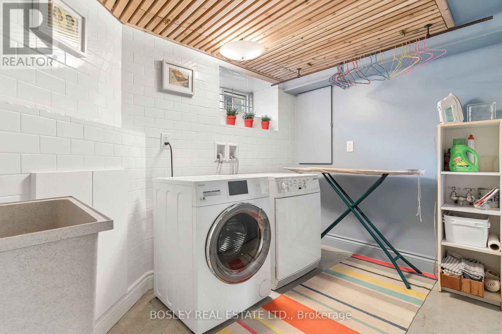 62 PEARSON AVENUE - 35