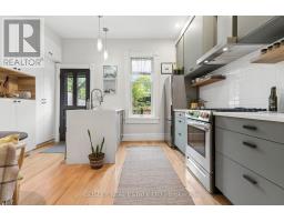 62 Pearson Avenue, Toronto, ON M6R1G1 Photo 13