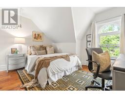 62 Pearson Avenue, Toronto, ON M6R1G1 Photo 30