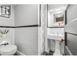 62 Pearson Avenue, Toronto, ON M6R1G1 Photo 36