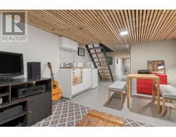 62 Pearson Avenue, Toronto, ON M6R1G1 Photo 38