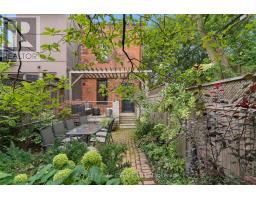 62 Pearson Avenue, Toronto, ON M6R1G1 Photo 43