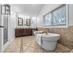 80 Avonhurst Road, Toronto, ON M9A2H1 Photo 31