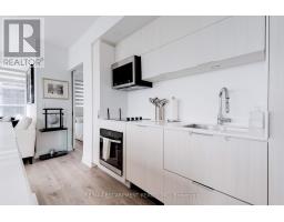1707 - 370 Martha Street, Burlington, ON L7R0G9 Photo 7