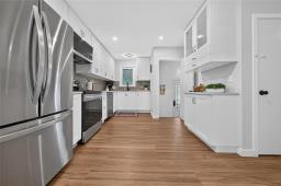 430 Greenacre Boulevard, Winnipeg, MB R3K1B7 Photo 11
