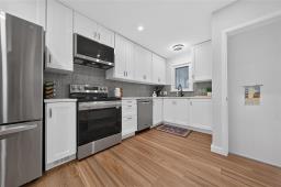 430 Greenacre Boulevard, Winnipeg, MB R3K1B7 Photo 12
