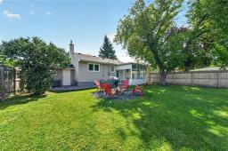 430 Greenacre Boulevard, Winnipeg, MB R3K1B7 Photo 45