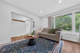 Sunroom - 430 Greenacre Boulevard, Winnipeg, MB R3K1B7 Photo 6