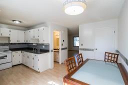468 Meadowood Drive, Winnipeg, MB R2M4M1 Photo 15