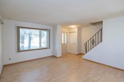 468 Meadowood Drive, Winnipeg, MB R2M4M1 Photo 7