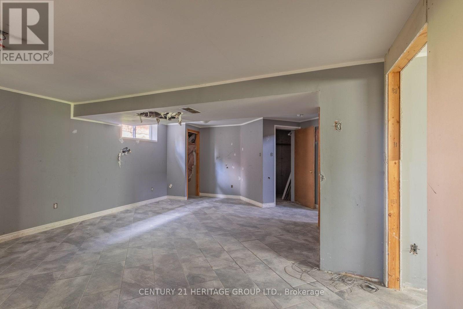 430 STARWOOD DRIVE - 21