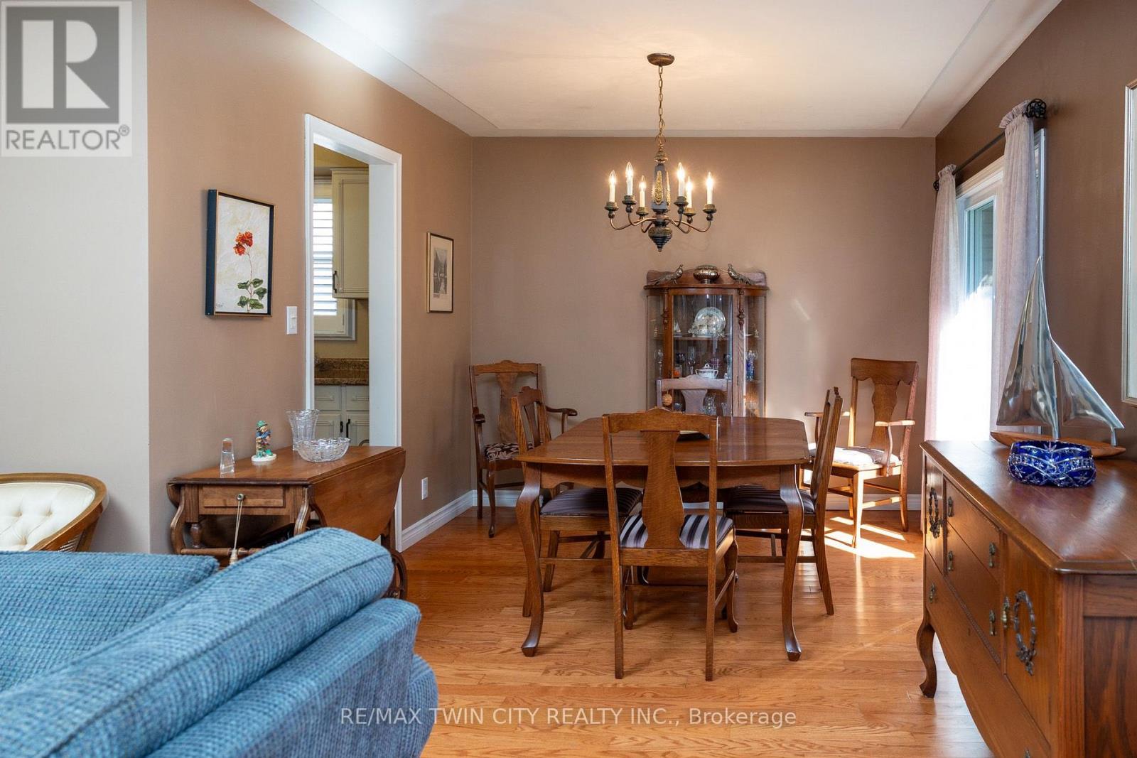 78 BERKLEY CRESCENT - 15