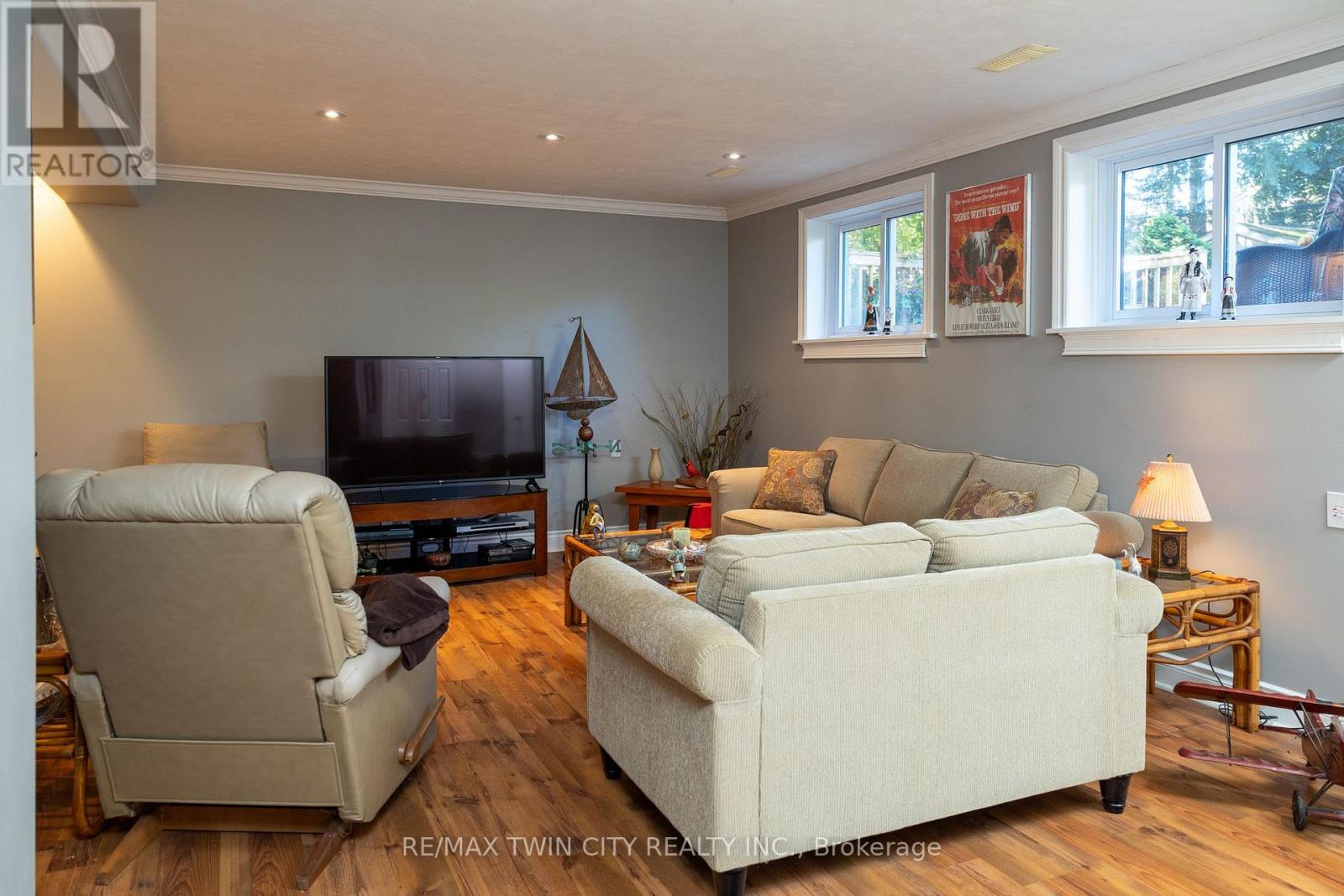 78 BERKLEY CRESCENT - 24