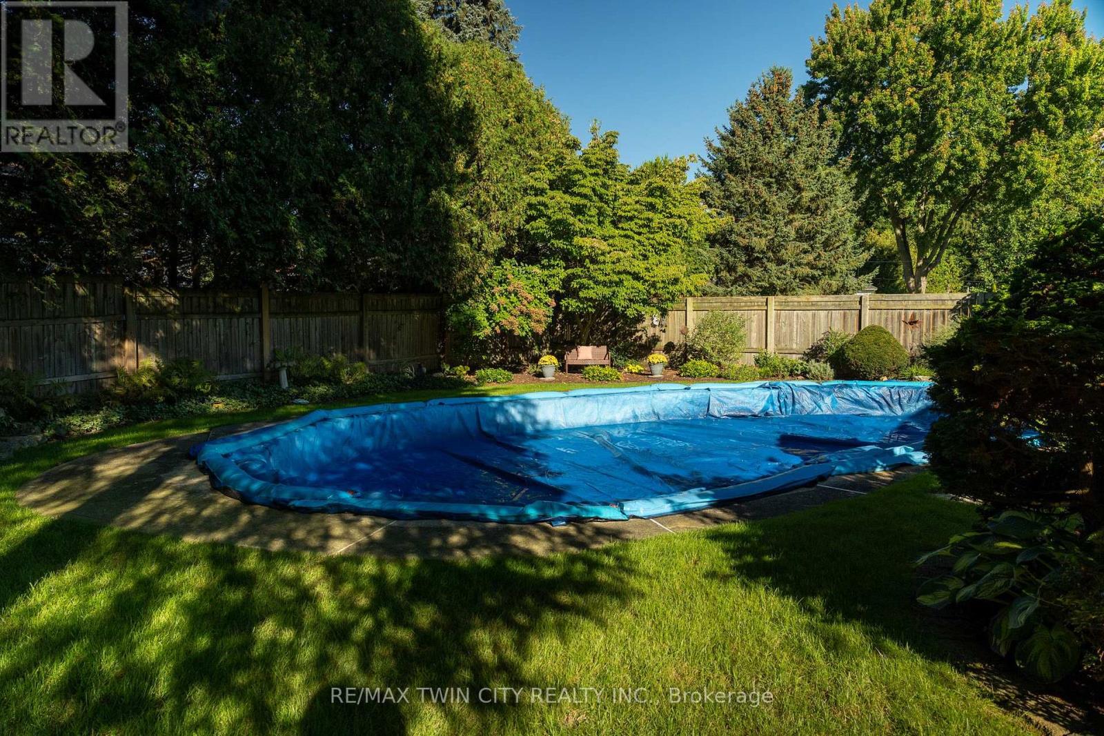 78 BERKLEY CRESCENT - 7