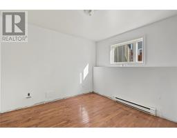 24 Gary Drive thumbnail 35