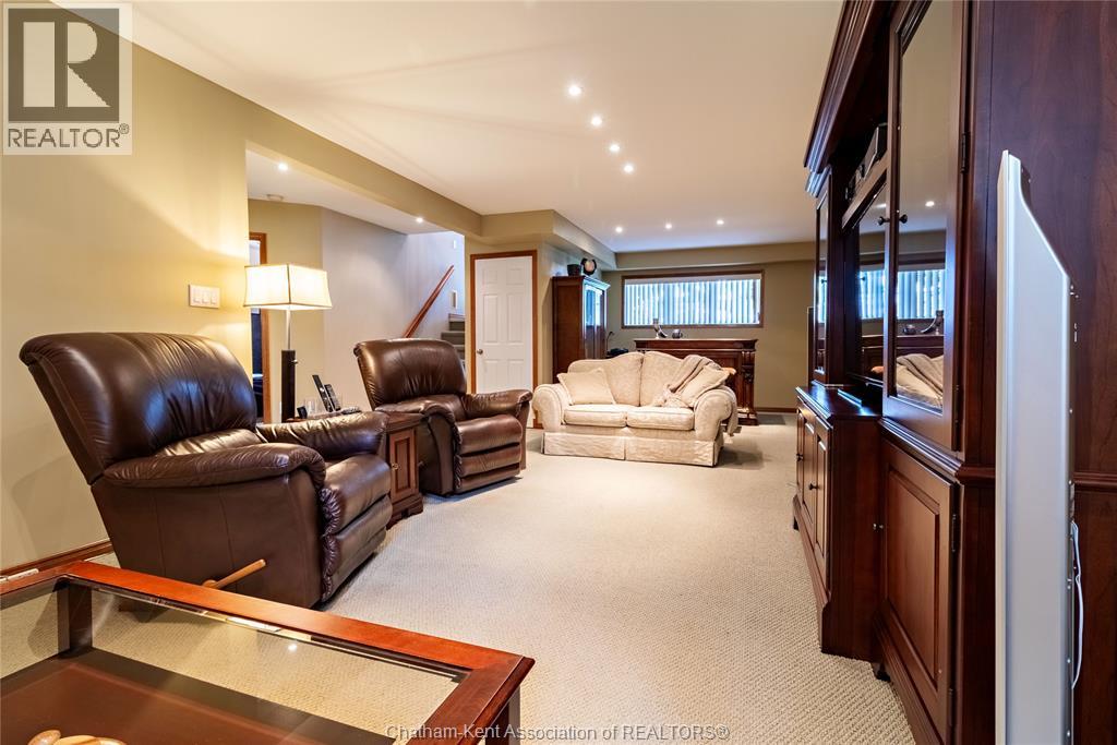 7 FROBISHER COURT - Image 28