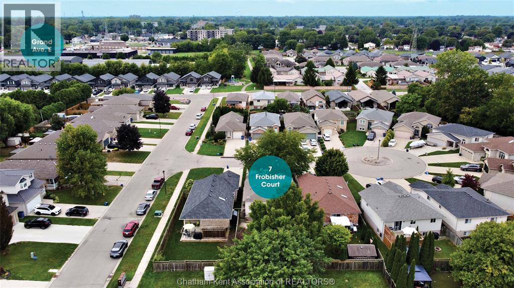 7 FROBISHER COURT - 46