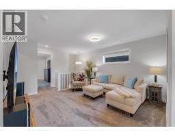 133 Rochester Way Nw, Calgary, AB T3L2M4 Photo 18
