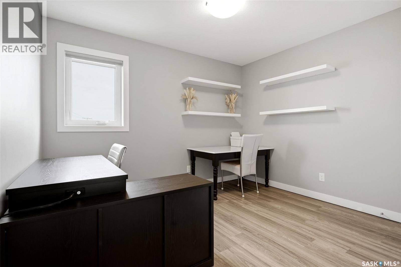 8933 Kestral DRIVE - 21