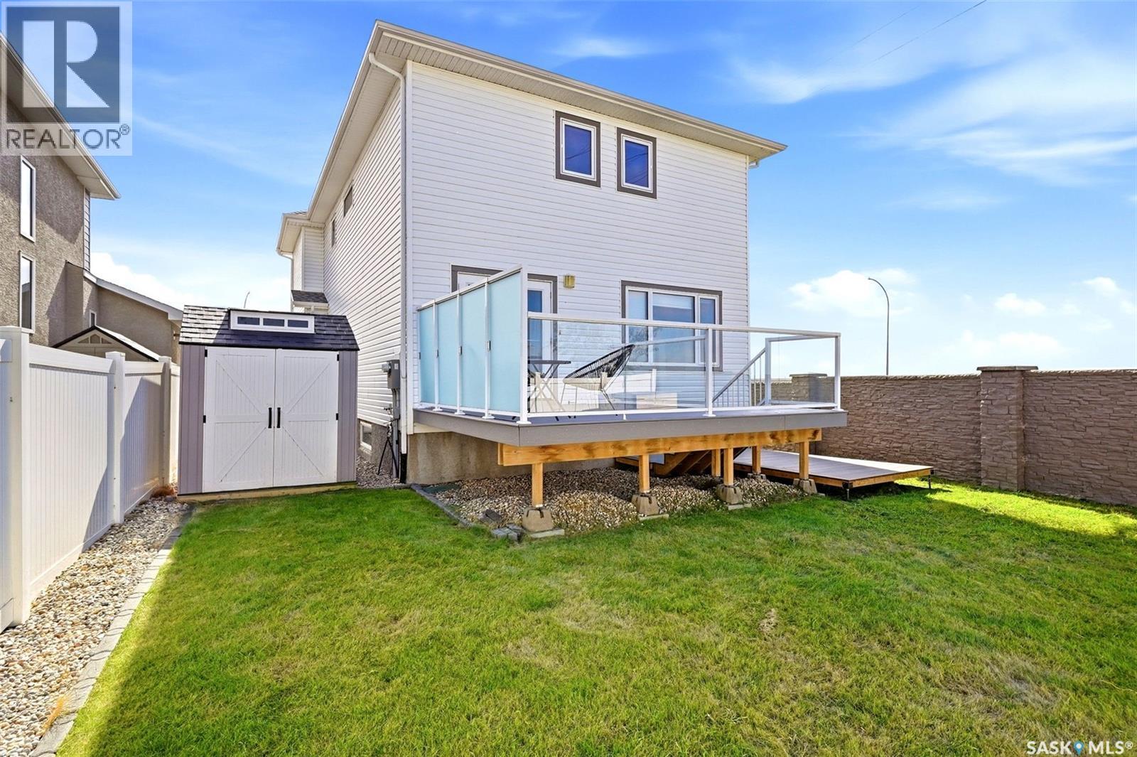 8933 Kestral DRIVE photo 46