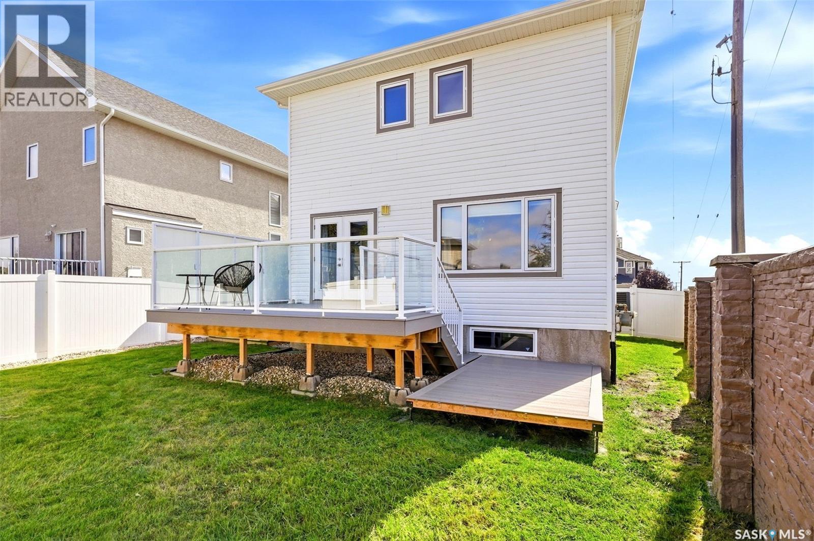 8933 Kestral DRIVE photo 47