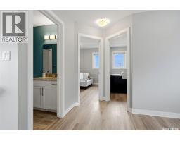 8933 Kestral Drive, Regina, SK S4Y0C2 Photo 25