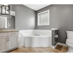 8933 Kestral Drive, Regina, SK S4Y0C2 Photo 32
