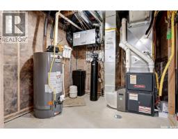 8933 Kestral Drive, Regina, SK S4Y0C2 Photo 38