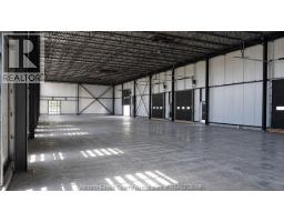 320 South Talbot Road North, Essex, ON N8M2X6 Photo 8