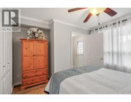 2pc Bathroom - 24 Elliott Avenue, Brantford, ON N3T1E5 Photo 6
