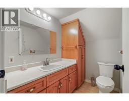24 Elliott Avenue, Brantford, ON N3T1E5 Photo 25