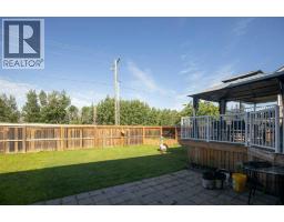 Bedroom - 45 Firdale Court, Sylvan Lake, AB T4S2M2 Photo 9
