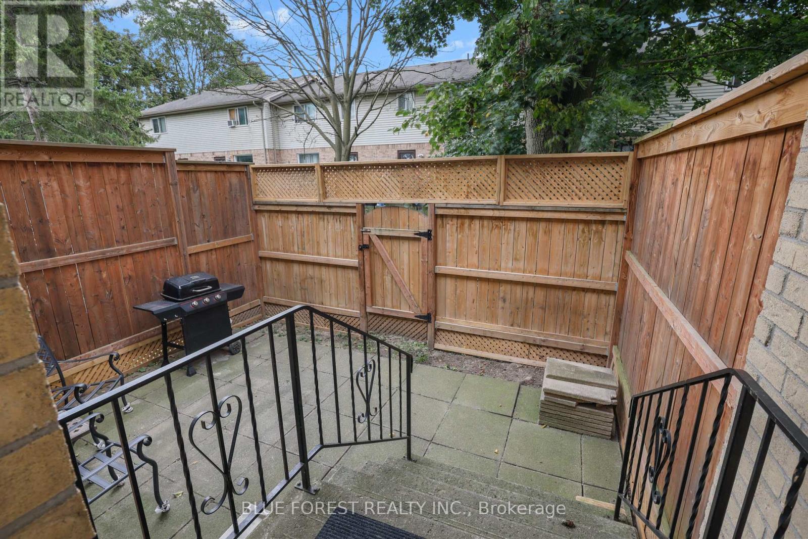 #26 253 TAYLOR STREET - 37