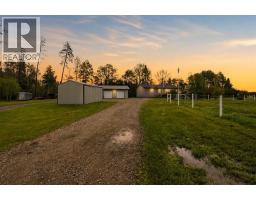 Family room - 413037 Range Road 6-3, Rural Clearwater County, AB T4T2A1 Photo 9